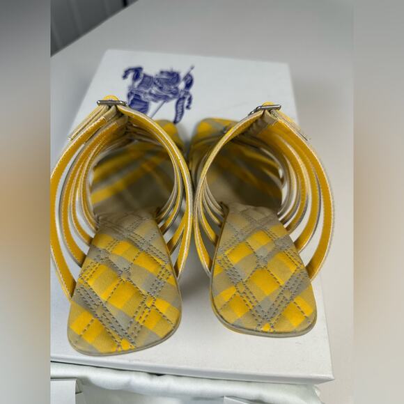 NWB Burberry Carmine Check Sandals Women's 8 Yellow/Green Buckled Strap Slip On - Picture 15 of 15
